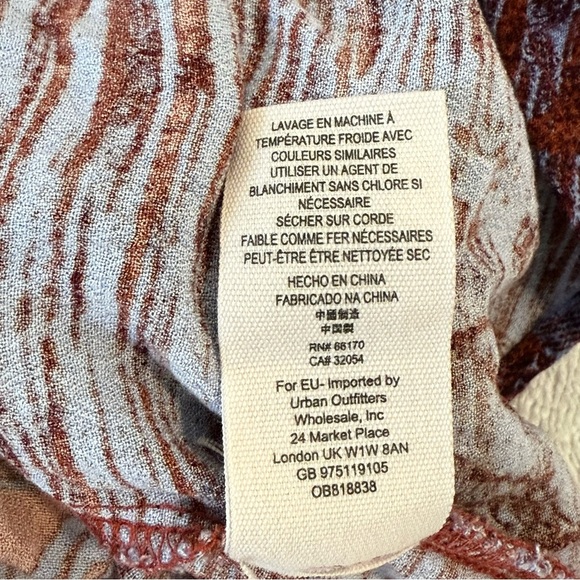 Free People Birds of a Feather Floral Blouse Size S - Picture 9 of 9